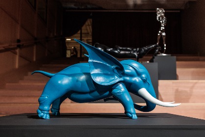 达西·那姆达科夫作品展在Noôdome开幕